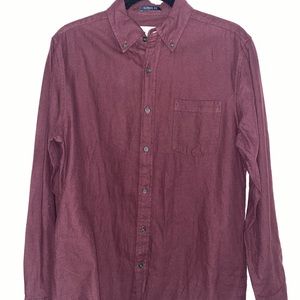 🔥Bundle for $1🔥Like new maroon shirt